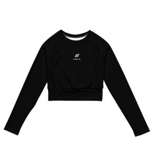 Black long-sleeve crop top